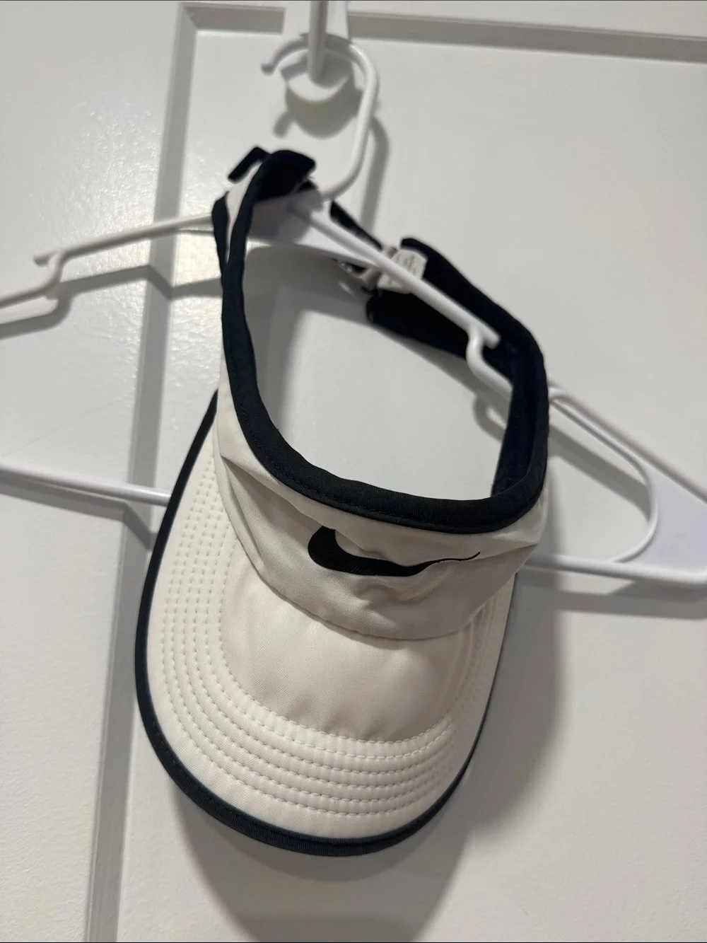 Nike White and Black Kids Visor